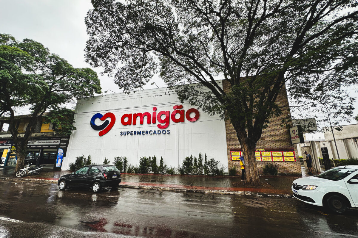 Amigão Supermercados – Maringá Av. Tuiuti