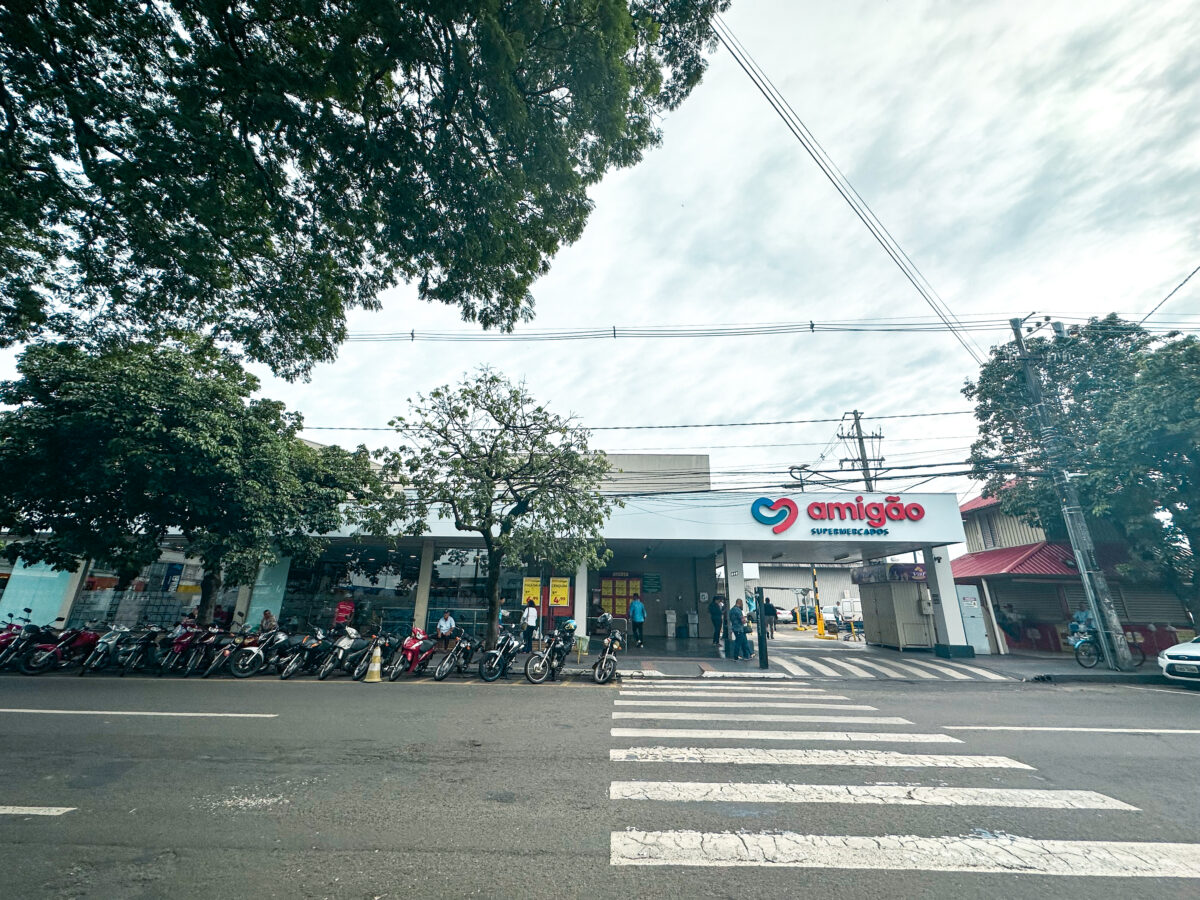 Amigão Supermercados – Paranavaí Centro