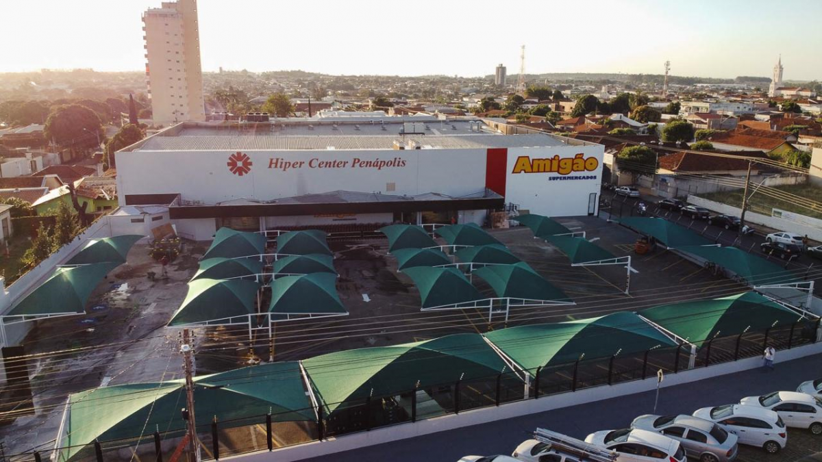 Amigão Supermercados inaugura loja em Penápolis